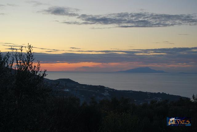 tramonto dal picco s.angelo.JPG